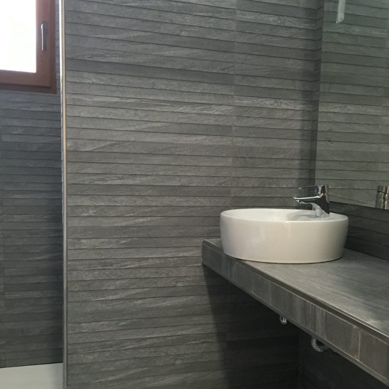 REFORMA COMPLETA DE CUARTO DE BAÑO