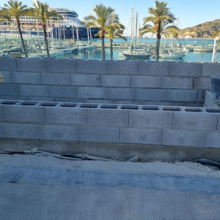 CONSTRUCCIÓN DE FUENTE